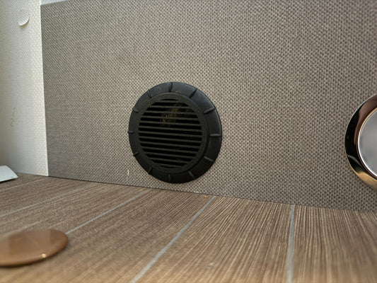 Design Einsatz mit Linienstruktur für Truma Endkappe 65mm aus PC 3D Druck