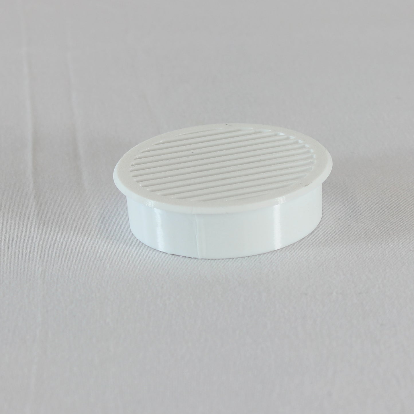 Seitenansicht des Linien Einsatzes für Truma Endkappe 65mm